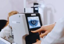 Leczenie plamki żółtej – co warto wiedzieć przed rozpoczęciem terapii AMD